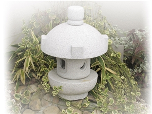 Garden Granite Lantern, G603 White Granite Lantern