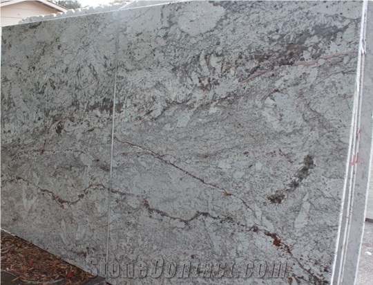 Monte Carlo Granite Polished Slabs, Brazil Beige Granite