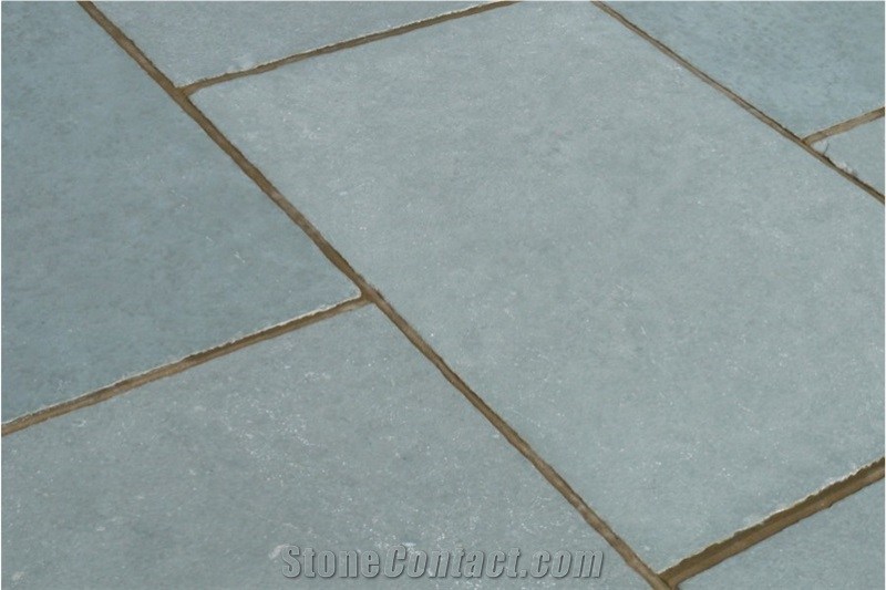 Kota Blue Limestone Tumbled Tiles