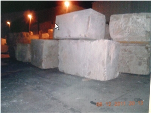 Yemeni Beige Marble Blocks