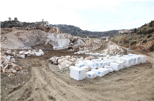 Ottoman Beige Marble Blocks