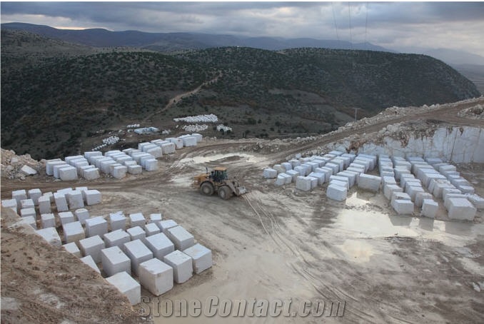 Rosato Beige Marble Blocks