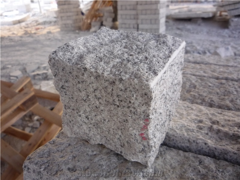 White Cobble Stone, Chinese Granite, for Road Paving
