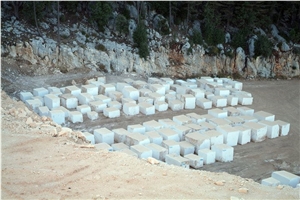 Turkish White Limestone Block, Ivory White Limestone Block