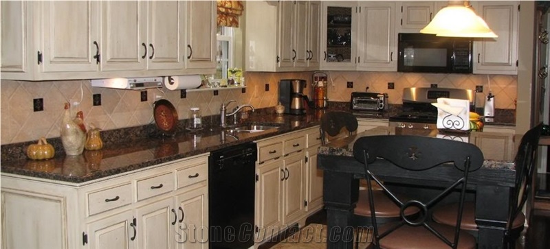 Brown Pearl Granite Kitchen Countertop