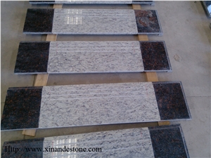 Santa Cecilia and Tan Brown Granite Steps