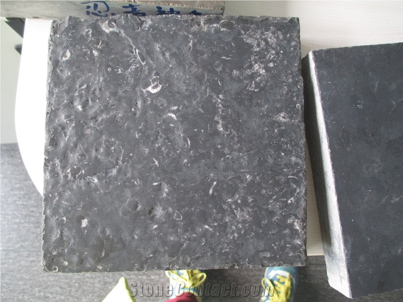 China Black Limestone Tiles