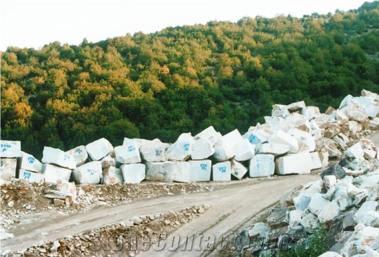 Dionyssos White Marble Blocks