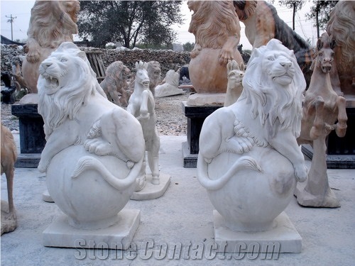 Factory Price China White Marble Carving Lion, Western Style Garden Artifacts, Handcrafts