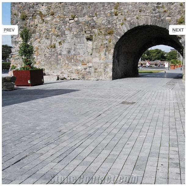 Kilkenny Limestone Paving, Grey Limestone Cobble, Pavers from Ireland