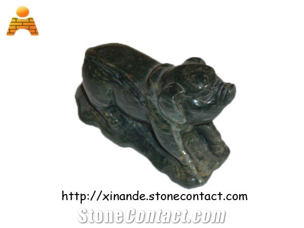 Stone Pig, Interior Accessories