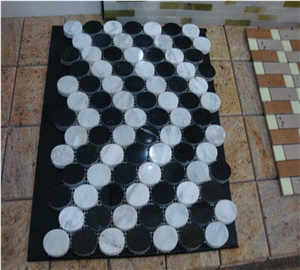 Round White/Black Mixed Mosaic Tile