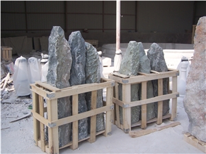 Stone Monolith for Garden 6401