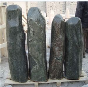 Stone Monolith for Garden 6407