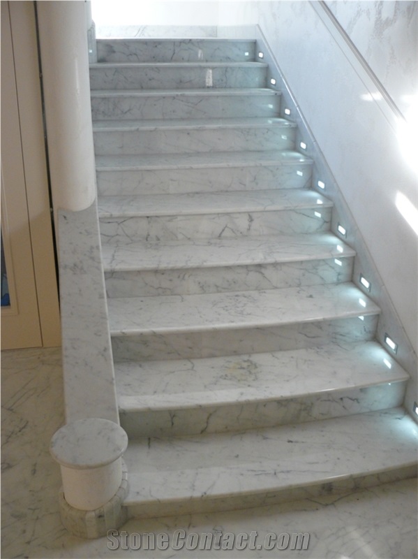Lasa Bianco Venato White Marble Staircase