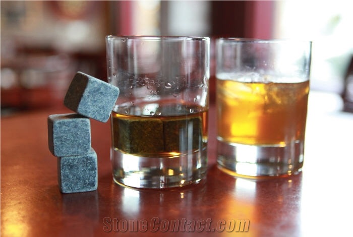 Whiskey Stones Rox Beverage Chilling Stones, Grey Soapstone Kitchen Accessories