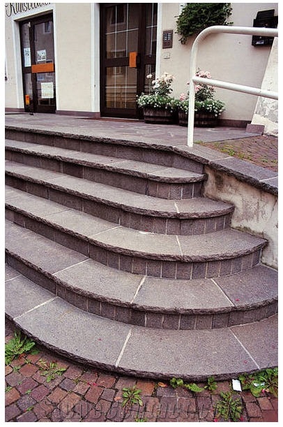 Porphyr Rosso Stairs and Solid Block, Sarner Porphyr Rosso Red Granite Stairs