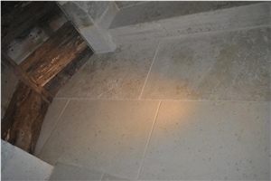 Pierre De Limeyrat Limestone Floor Tiles