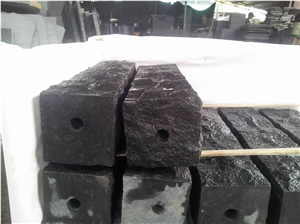 G684 Garden Palisade, Black Granite Palisade