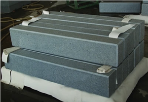 G654 Granite Kerbstone
