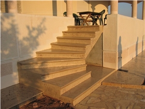 Bale Beige Limestone Stairs