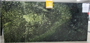 Green Bowenite Granite Slabs