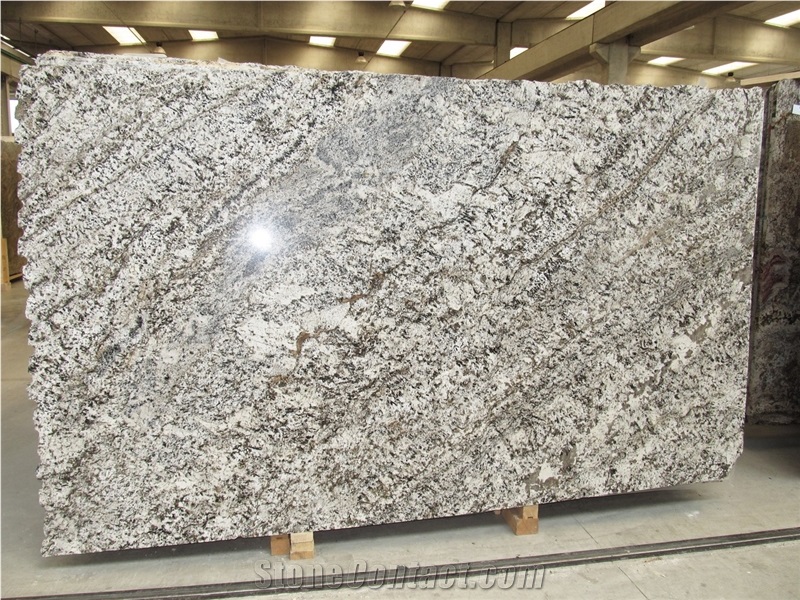 Corcovado Branco - New Material, Corcovado Branco Granite Slabs