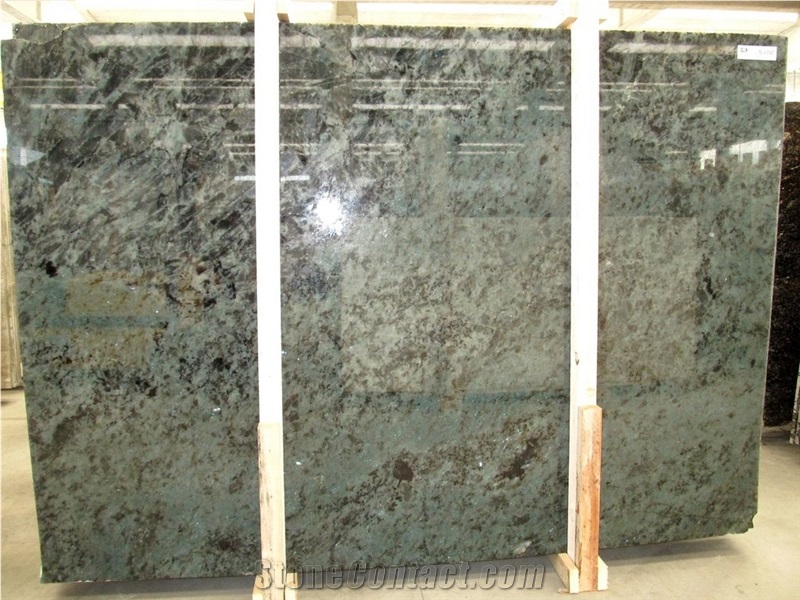 Labradorite Green Granite Slabs, Madagascar Green Granite