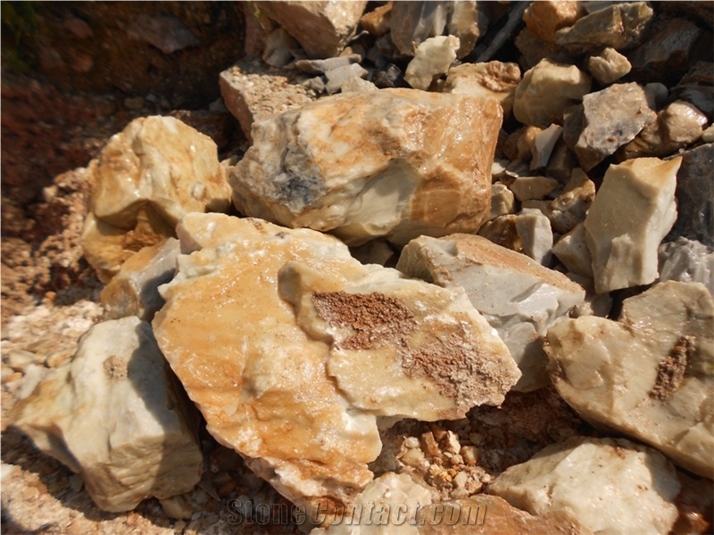 Pyrophyllite (Soft Stone for Carving) from Pakistan - StoneContact.com