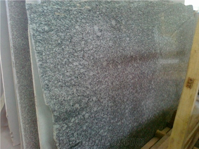 Spray White Polished Granite Slab