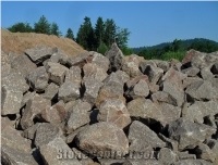 Blocs 30 / 80 Kg Granite Block, France Red Granite