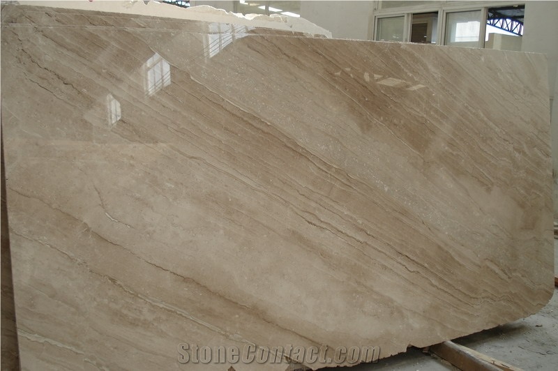 Daino Reale Slabs & Tiles, Italy Beige Limestone