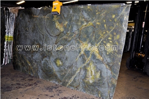 Golden Lightning, Granite Slab