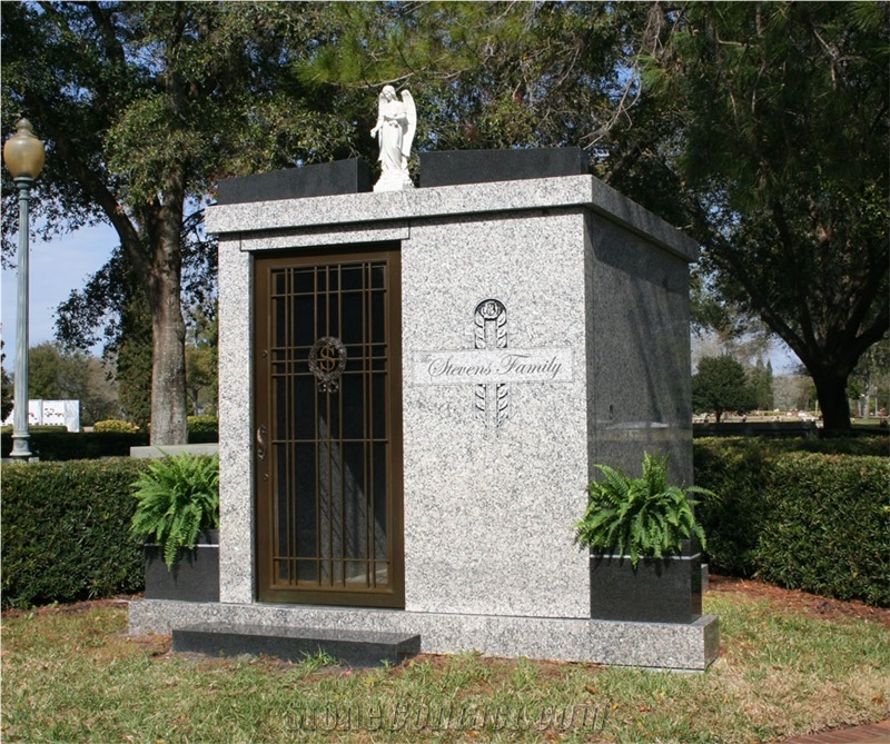 Family Estate Mausoleum, Georgia Grey Granite Mausoleum, Columbarium