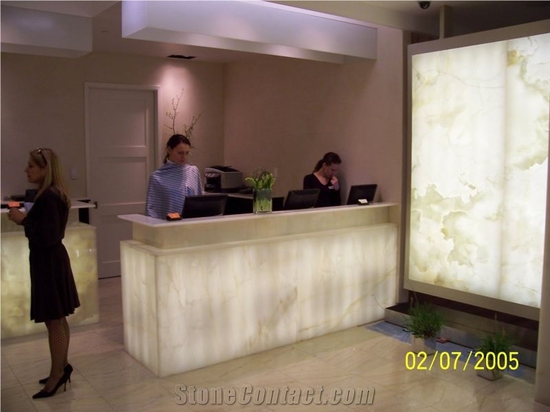Translucent Onyx SPA Reception Counter, White Orange Beige Onyx Reception Counter