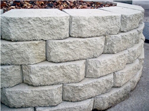 Windsor Stone Retaining Wall Block, Beige Sandstone Retaining Wall