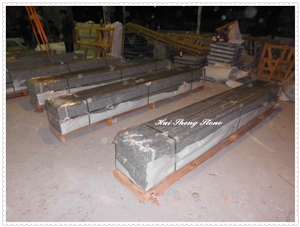 G640 Kerbs, White Granite