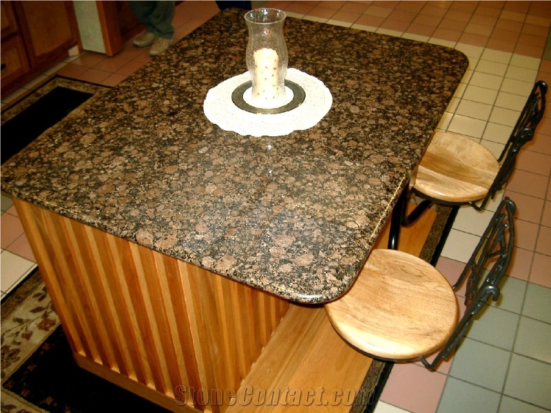 Baltic Brown Refabricated Kitchen Cabinets, Baltic Brown Granite Kitchen Design