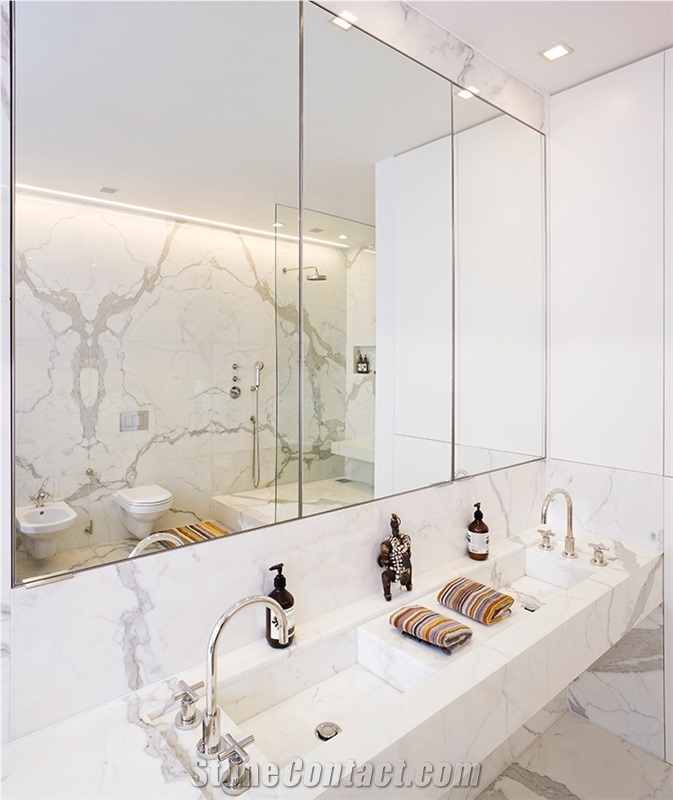 Calacatta Oro Marble Master Bathroom Design, Calacatta Gold White Marble Bathroom Design