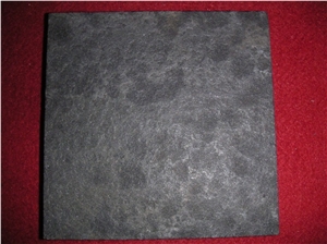 Mongolia Black Basalt Flamed Tile