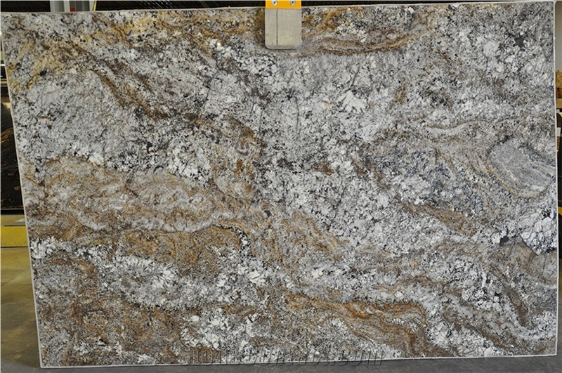 Amaretto Granite Slabs, Brazil Beige Granite