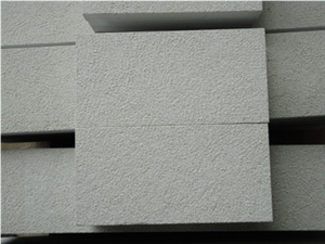 White Sandstone Flamed Tiles