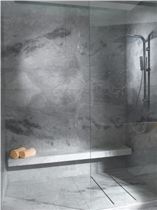Brazilian Arabescato Marble Bathroom Design