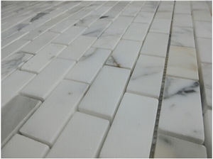 Bianco Carrara Polished Marble Herringbone Mosaic Tile