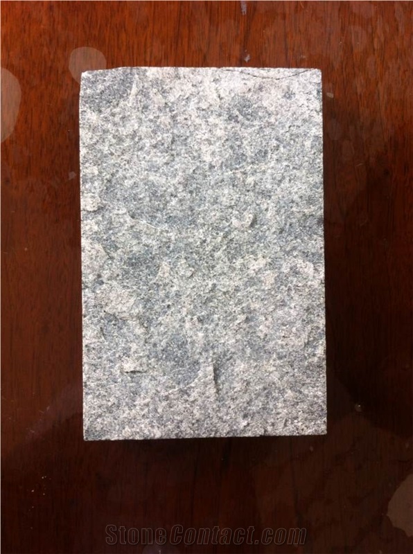 G370b Dark Grey Granite, Flamed Tiles