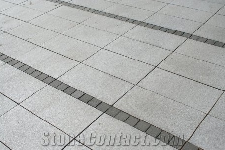 G602 Granite Light Grey, Flamed Surface Pavements