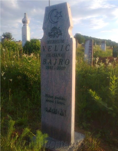 Multicolor Red Granite Carved Upright Muslim Monuments