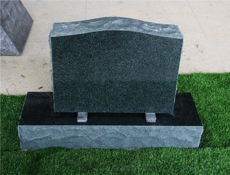 Evergreen Granite American Upright Die and Base Monument