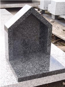 Sluknov Rozany Granite Grave Stone