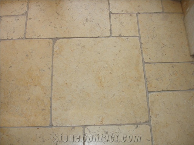 Jerusalem Golden Sand Limestone Brushed Floor Pattern